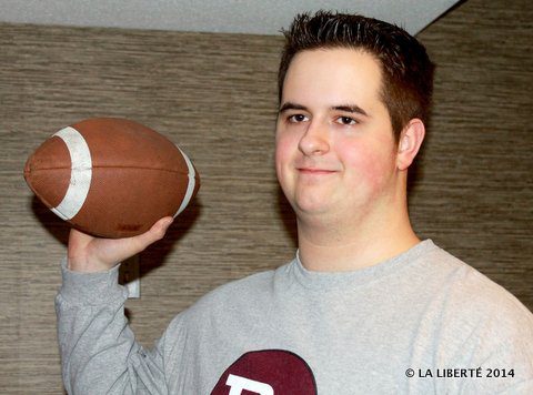 Le footballeur Hudson Baribeau jouera avec l’équipe de football de l’Université Acadia, l’Axemen Acadia.