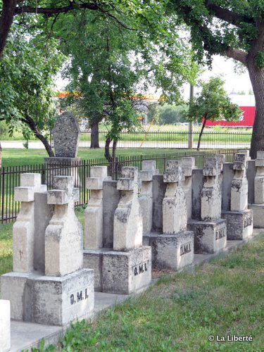 cimetière oblat de l’ancien juniorat : exhumation en cours 