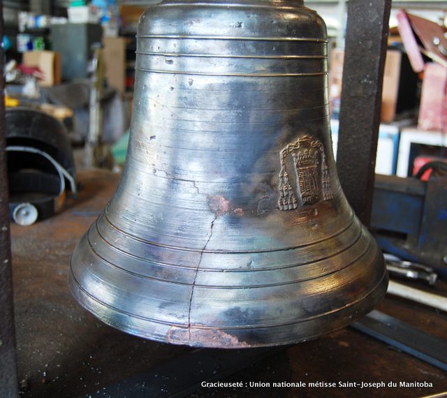 Cloche de Batoche 02