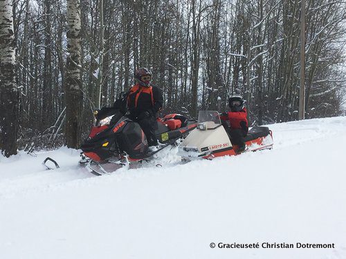 C’est le père de Christian Dotremont qui lui a transmis sa passion. Il tente aujourd’hui d’en faire autant avec son petit-fils Tristan. « La tradition continue », dit-il avec une pointe de fierté. En médaillon : Christian Dotremont.