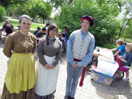 Julie Desrochers, Chanel Rodrigue et Peter Firlotte.