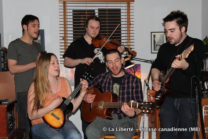 Musique - Hollerin’Pines La Liberté (Manitoba)