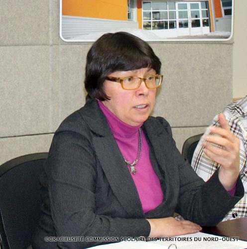 La présidente de la Commission scolaire des Territoires du Nord-Ouest, Suzette Montreuil.