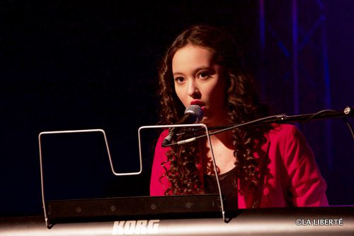 La grande gagnante de la Chicane électrique 2015, Faouzia Ouihya, veut continuer à cultiver son talent musical.