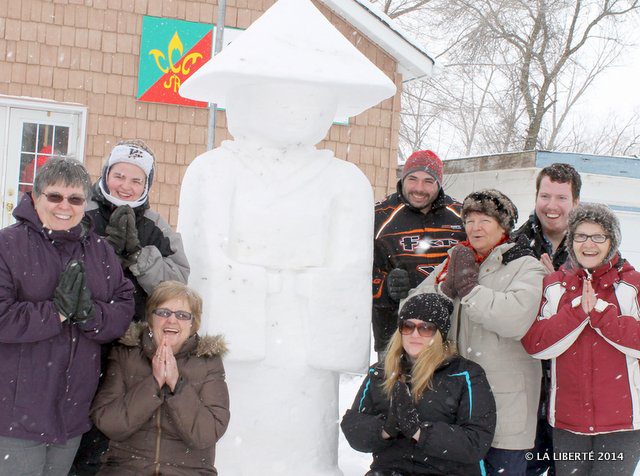 Ginette Perron, Jacqueline Sarrasin, Diane Connelly, Ginette Connelly, Robert Sarrasin, Nicole Trudeau, Gérald Huberdeau et Suzanne Huberdeau.