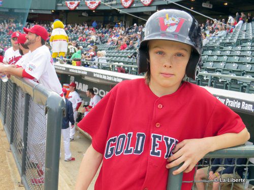 Tristan Schmidtke : « Être batboy, c’est une occasion d’observer des pros. Je vois comment ils font et comme ça, je comprends mieux le jeu et j’améliore ma technique. »