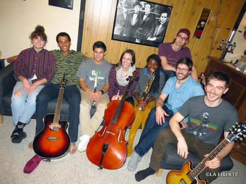 Kalliane Brémault, Jérémie Brémault, Diego Guzman, Julie-Anne McCarthy, Dana Waldie, Nelson Sprout, Serge Guénette et Ryan Toupin.