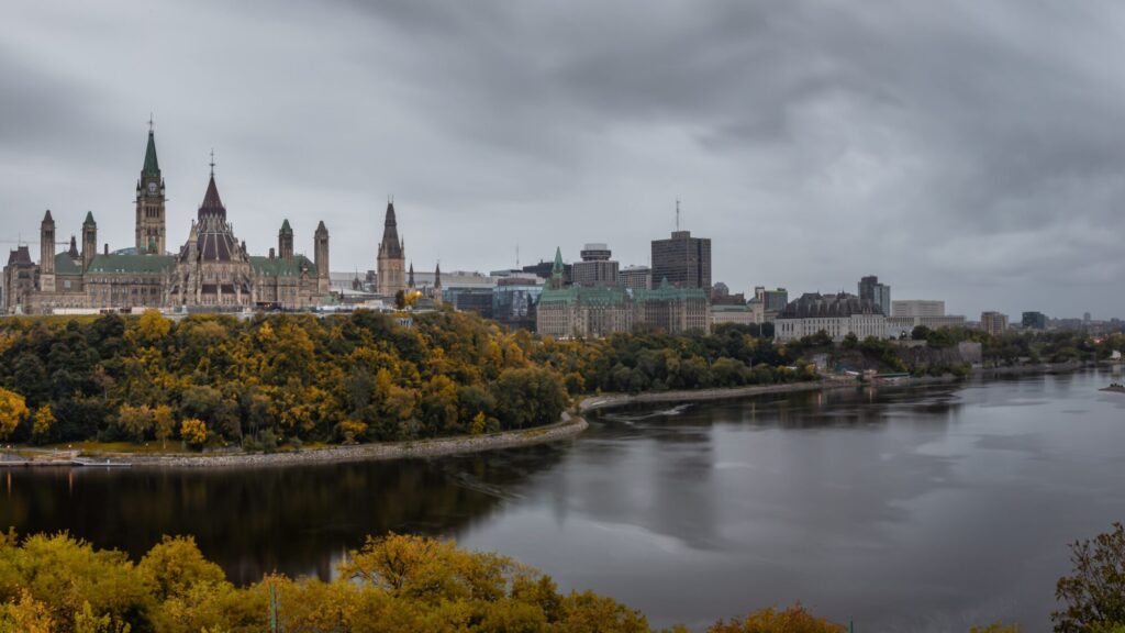 Le centre-ville d'Ottawa et le Parlement du Canada
