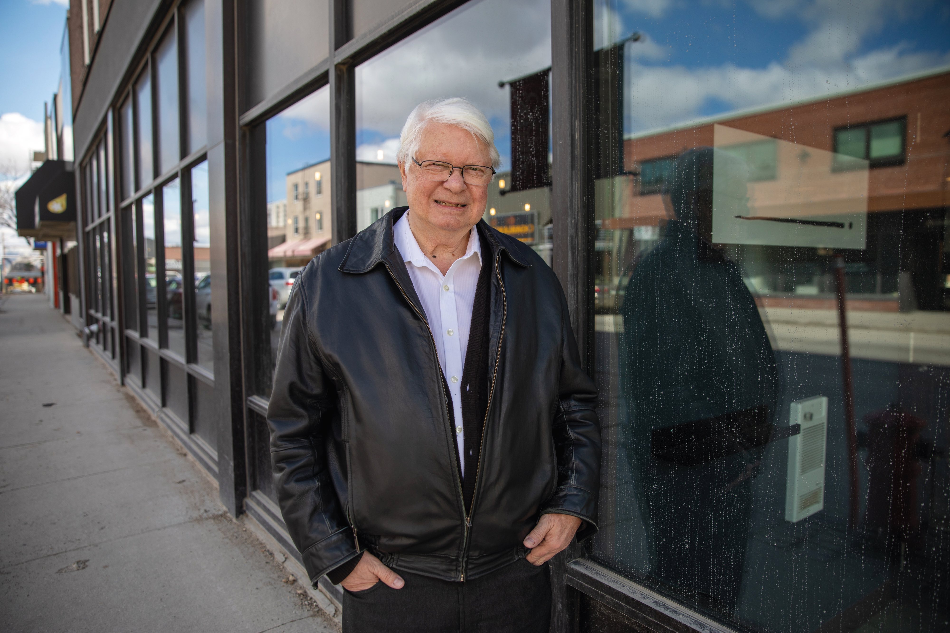 Raymond Hébert