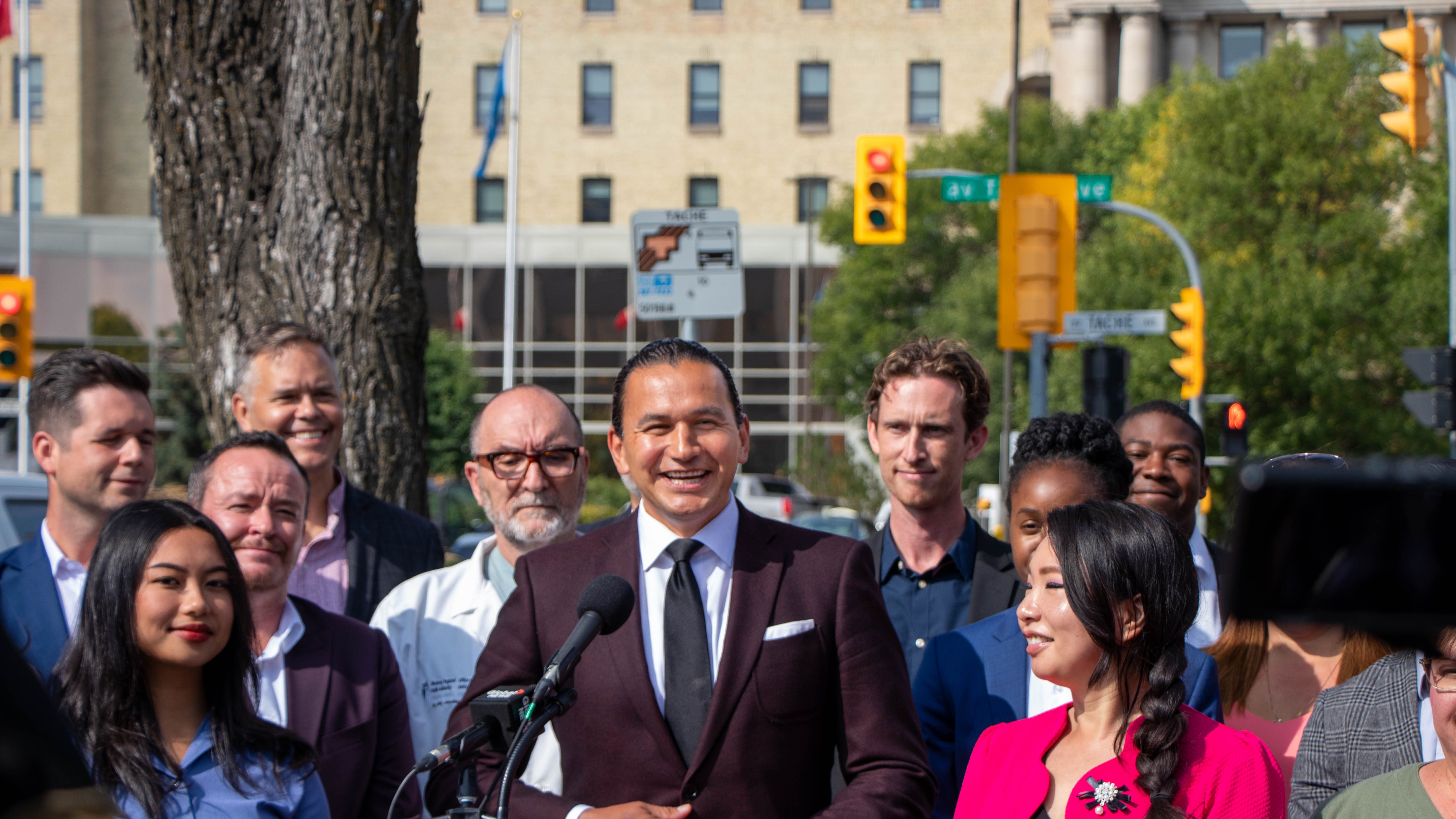 Wab Kinew veut rouvrir quatre salles d'urgence au Manitoba. (Photo : Raphaël Boutroy)