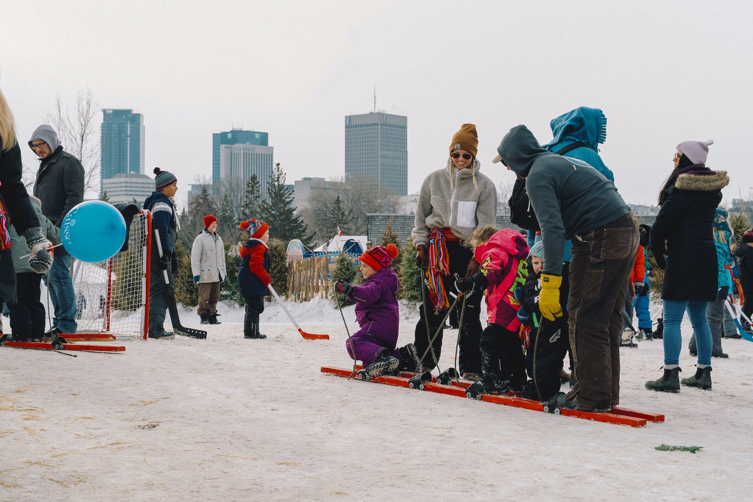 Cette année, le terrain de jeux du Festival du Voyageur sera équipé et animé par Sports en français.