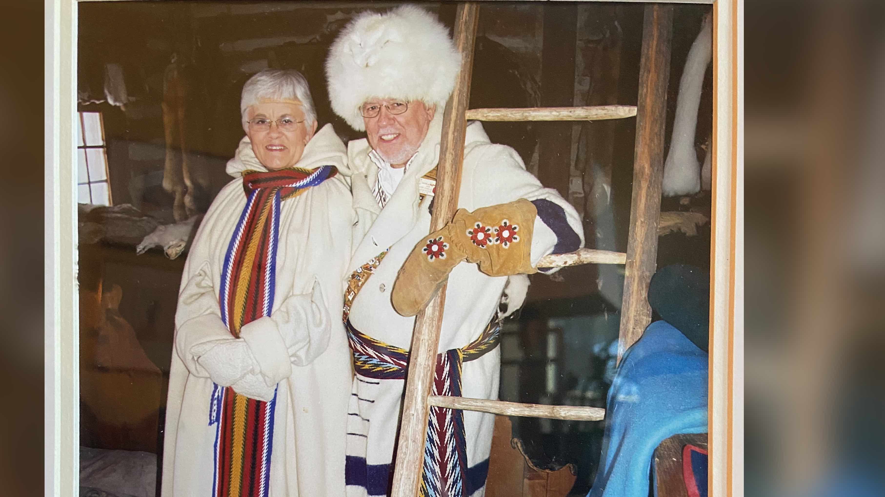 Lucien Loiselle a été Voyageur officiel avec son épouse Lucienne Loiselle en 1977, 1978 et 1979 à l’occasion du 10e anniversaire du Festival.