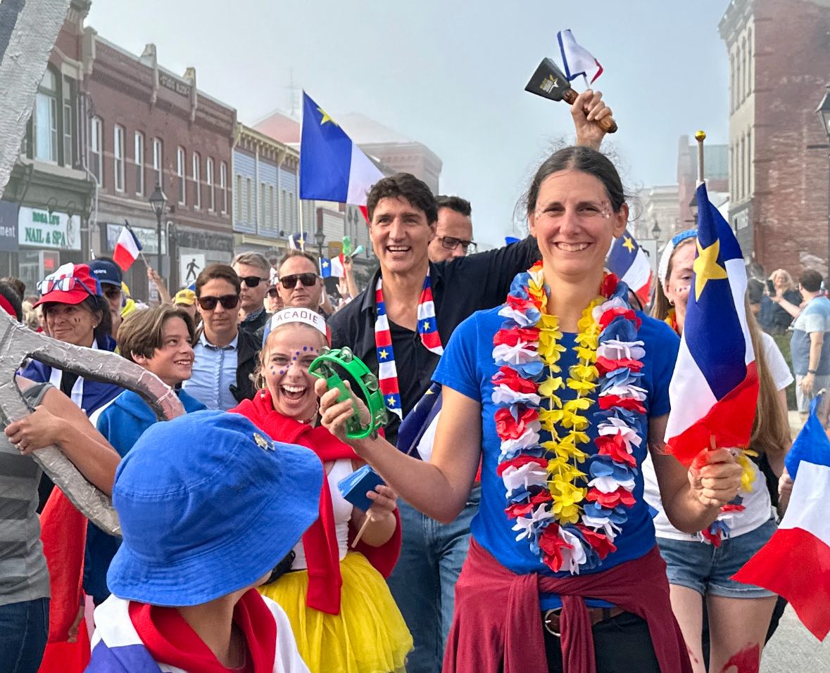 Francine Hébert était au Tintamarre avec sa famille. Un peu par hasard, ils se sont retrouvés tout proche du premier ministre Justin Trudeau.