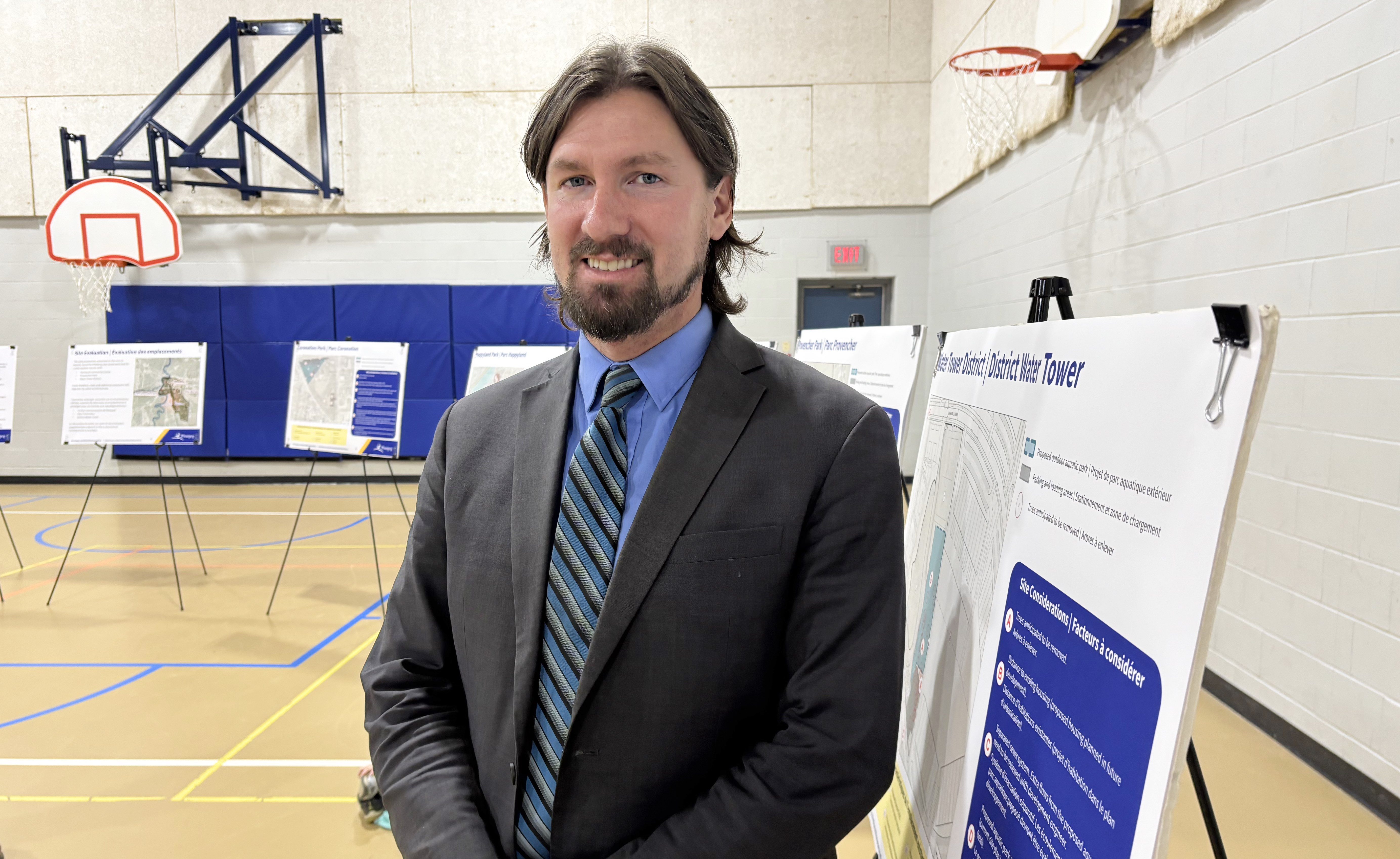 Matt Allard, conseiller municipal pour le quartier de Saint-Boniface, était présent à cette consultation. Il espère que les résidents puissent rapidement avoir une nouvelle installation aquatique.