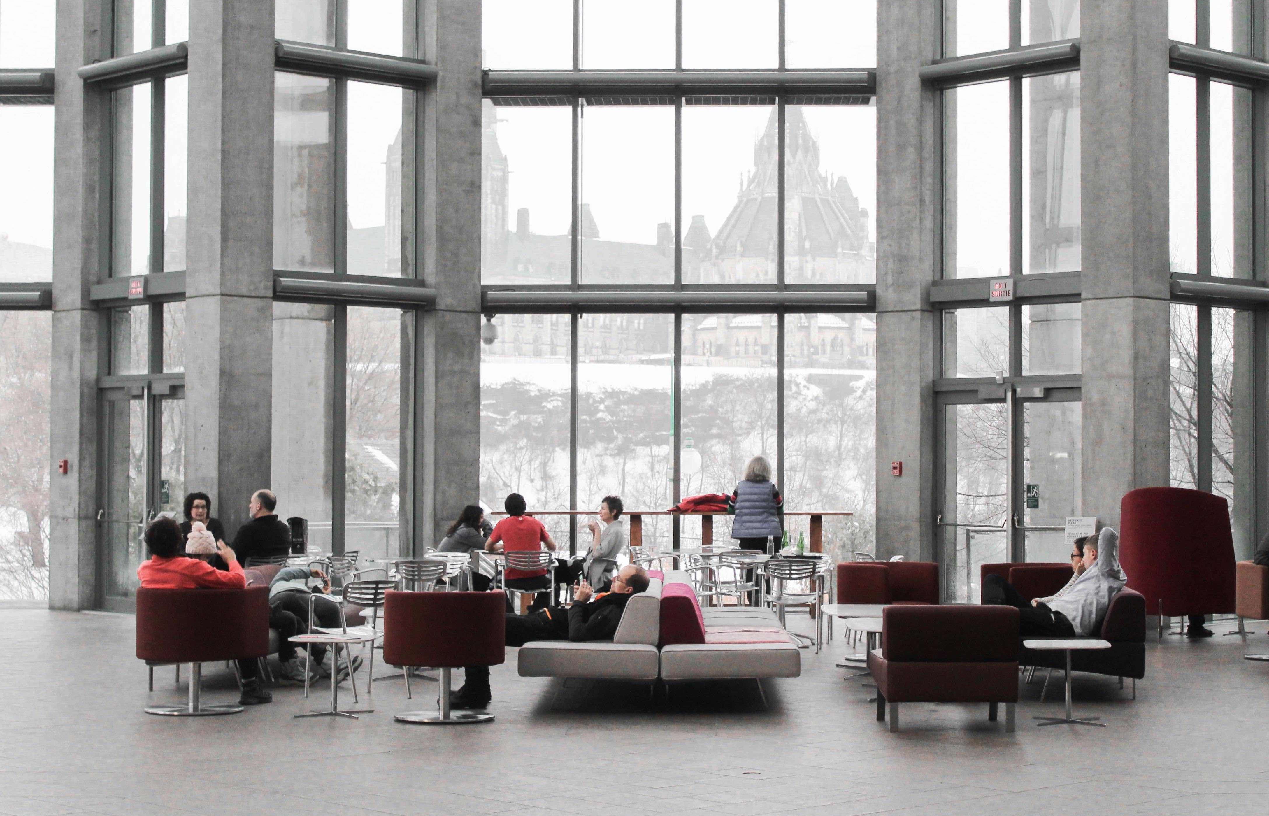 Des données ponctuelles sur l’économie des francophones en situation minoritaire se font attendre. Statistique Canada attend de son côté une réponse du gouvernement.