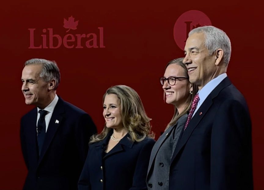 Les candidats à la chefferie du Parti libéral du Canada (de g. à d.) : Mark Carney, Chrystia Freeland, Karina Gould et Frank Baylis se sont affrontés en français lors du débat tenu à Montréal, le 24 février.