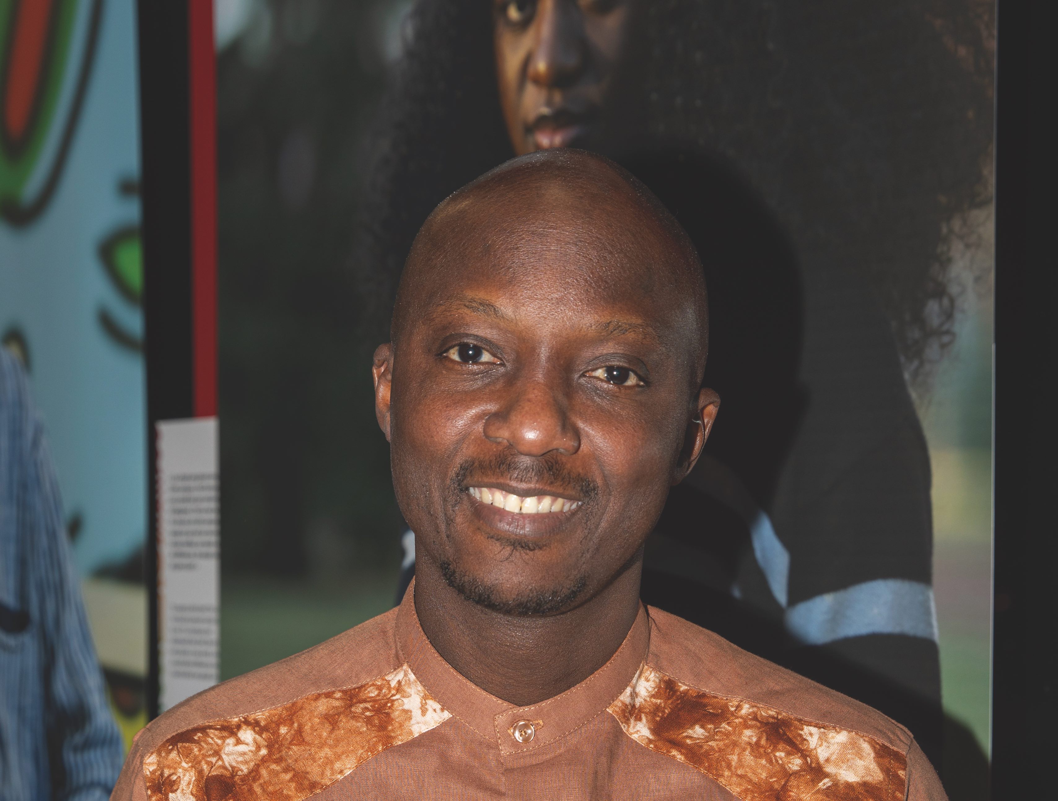 Wilgis Agossa lors du vernissage de la 4e édition de Noir et Fier au Théâtre Cercle Molière.