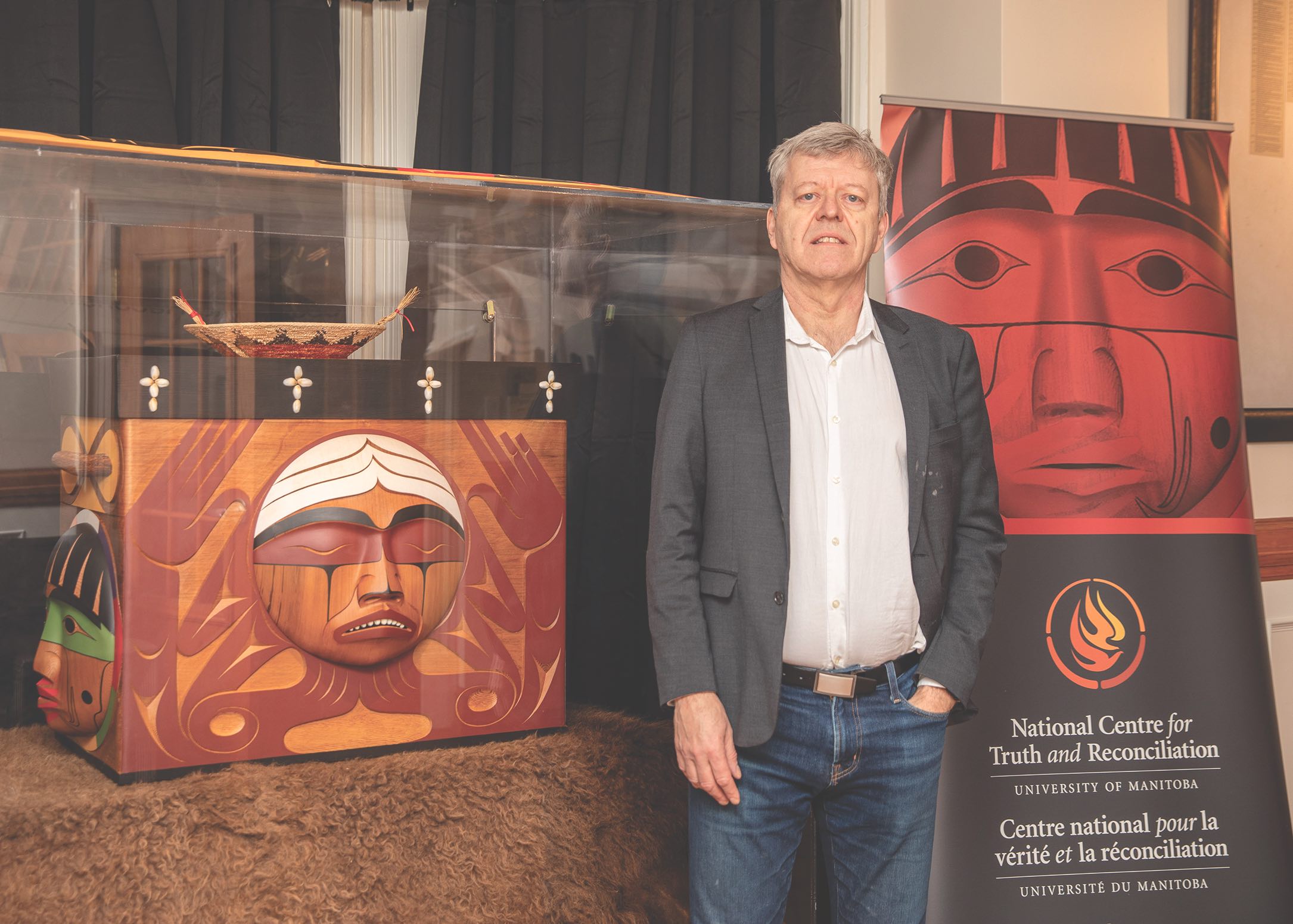 Raymond Frogner est directeur des archives au Centre national pour la vérité et la réconciliation.
