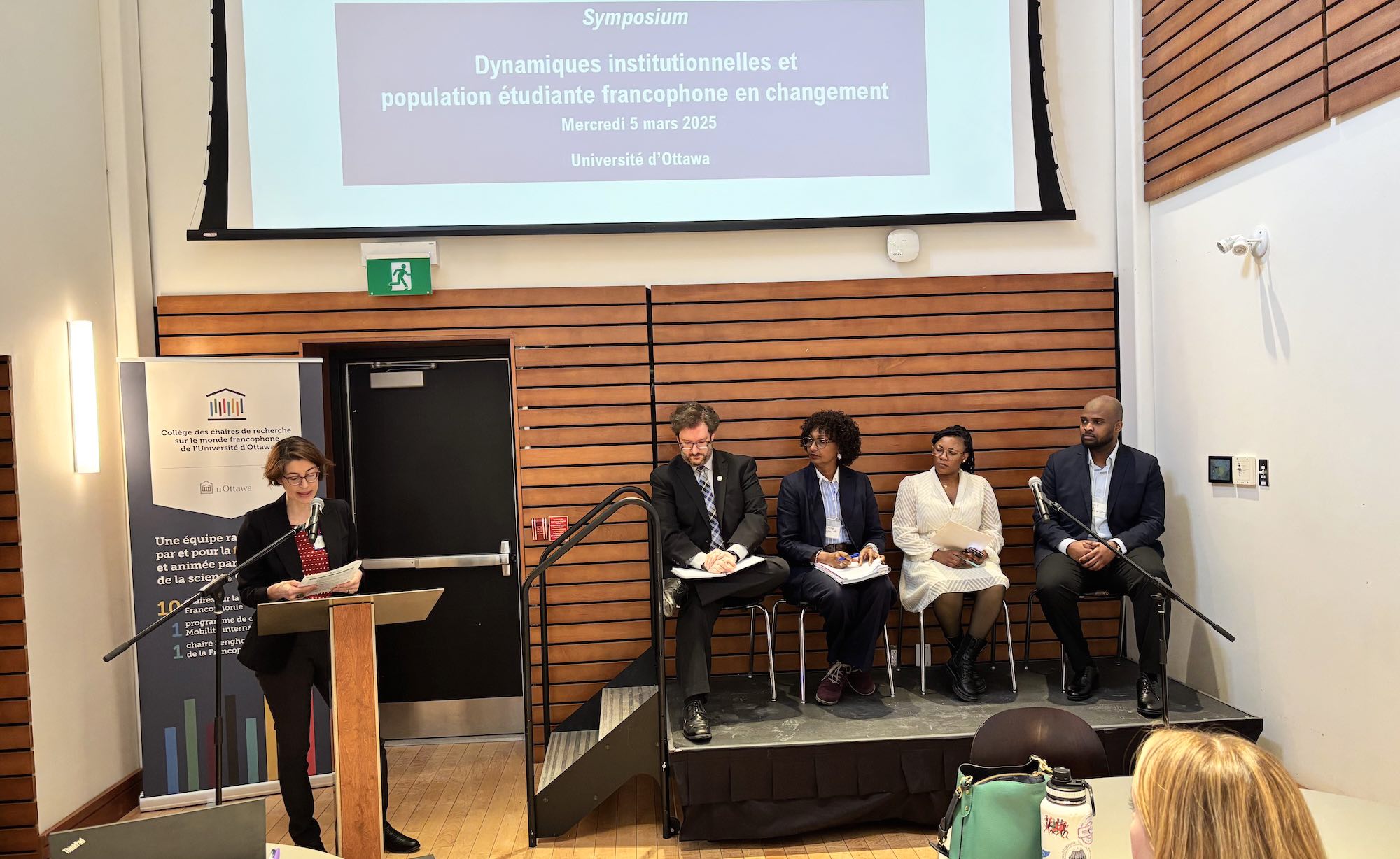 À l’Université d’Ottawa, le 5 mars, un symposium a abordé les défis et les contributions des étudiants étrangers francophones dans l’éducation canadienne.
