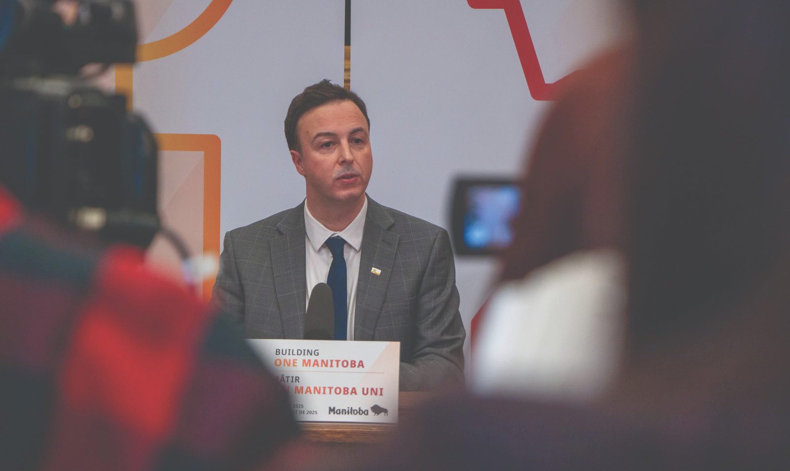 Le ministre des Finances, Adrien Sala a présenté le Budget 2025 de la Province.