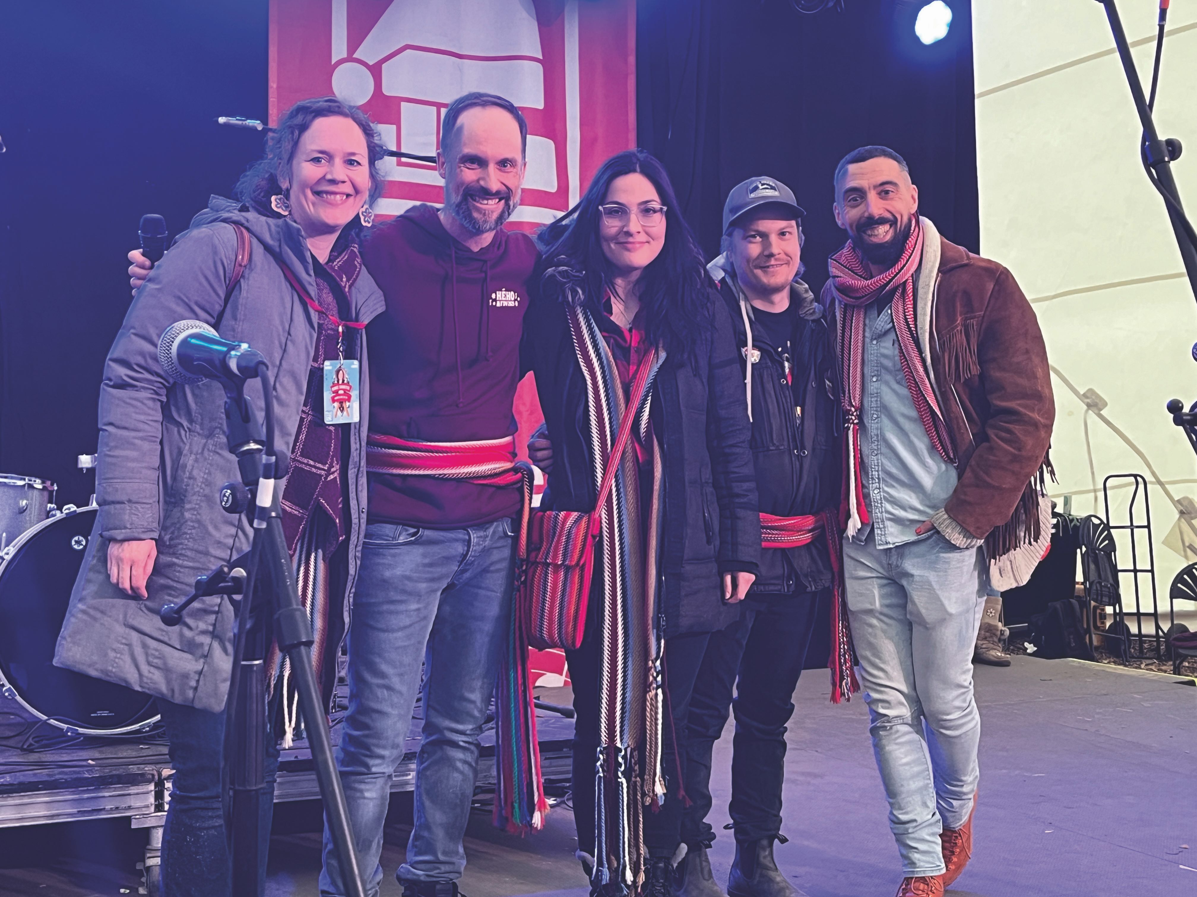Quelques membres du conseil
d’administration étaient présents
à la cérémonie de clôture
du 56e Festival du Voyageur le
23 février. De gauche à droite :
Renée Saurette, Yannick
Fréchette (président), Gabrielle
Lisi, Bradley Légaré et Eric
Plamondon (président sortant).