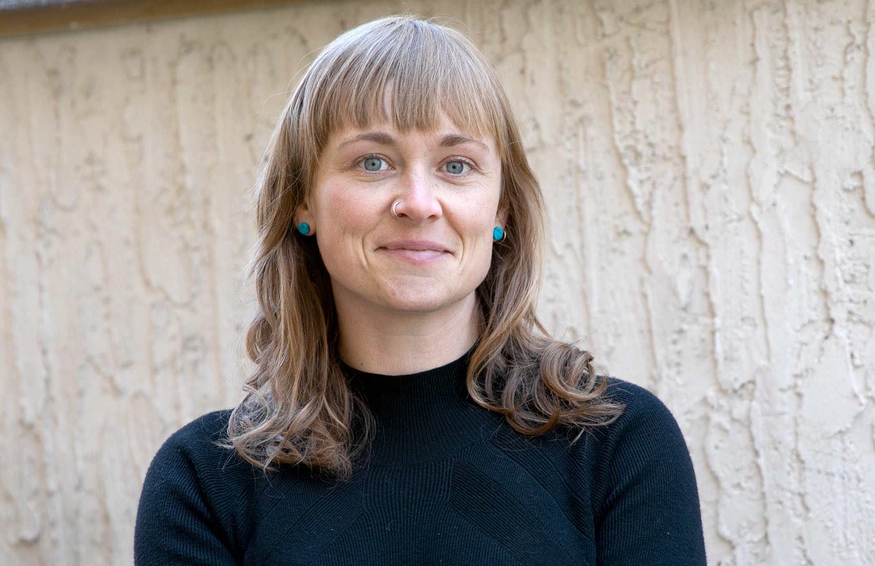 Meghan Kynoch, coordonnatrice du programme BIOlab Jeunesse du Centre de recherche Albrechtsen.