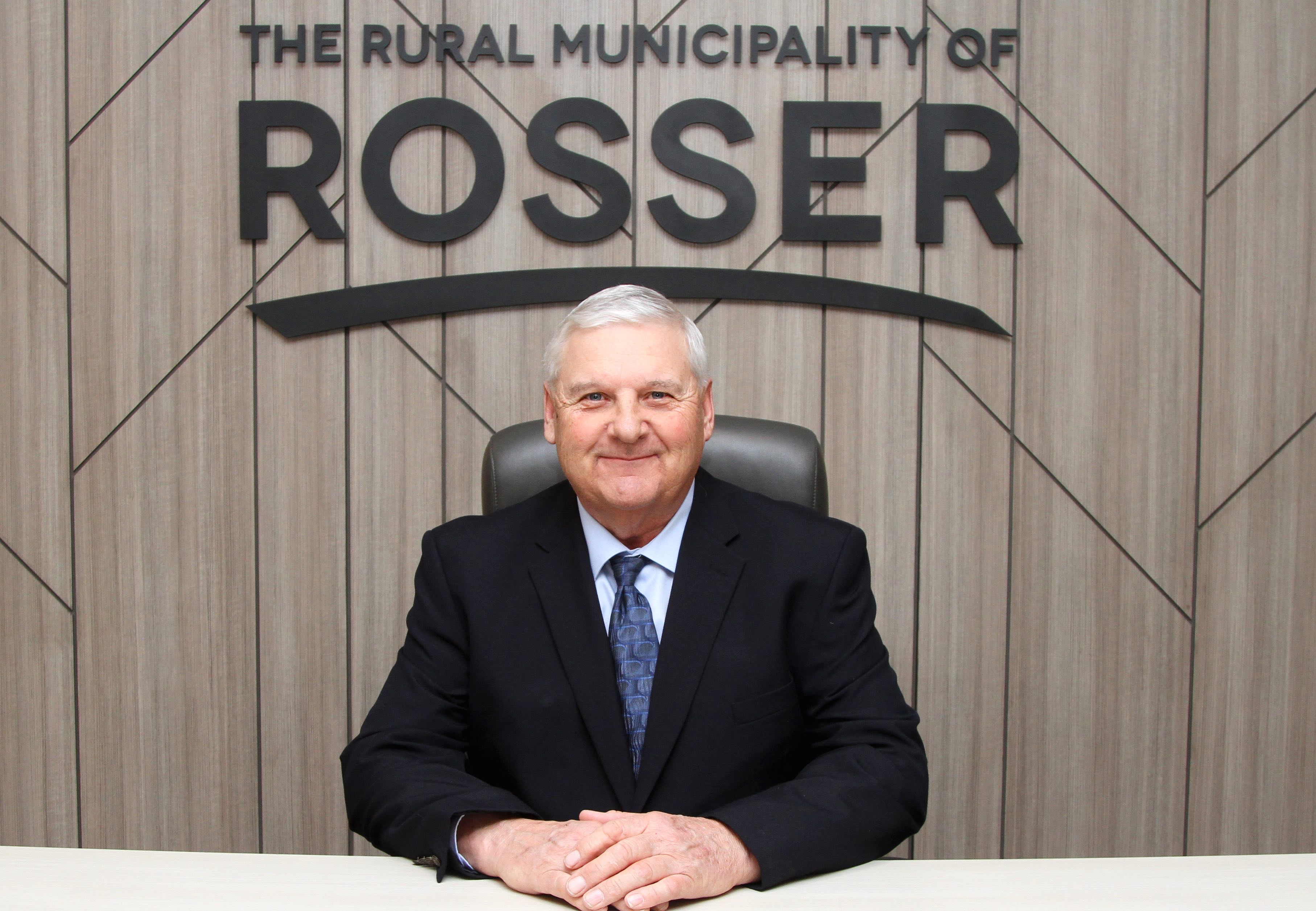 Ken Mulligan est le préfet de la Municipalité rurale de Rosser, qui se trouve désormais dans la circonscription de Winnipeg-Ouest.