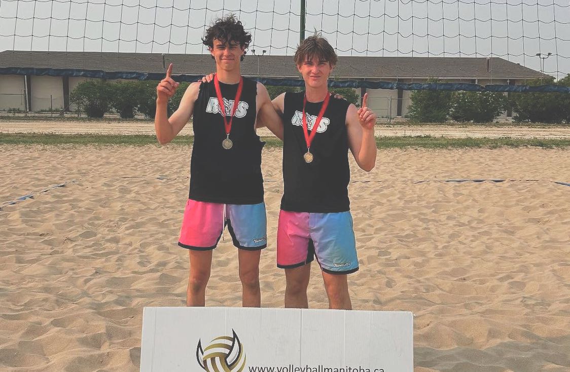 Colin Vermette et Logan Barnabé, élèves de la 11e années à l’École Gabrielle-Roy.