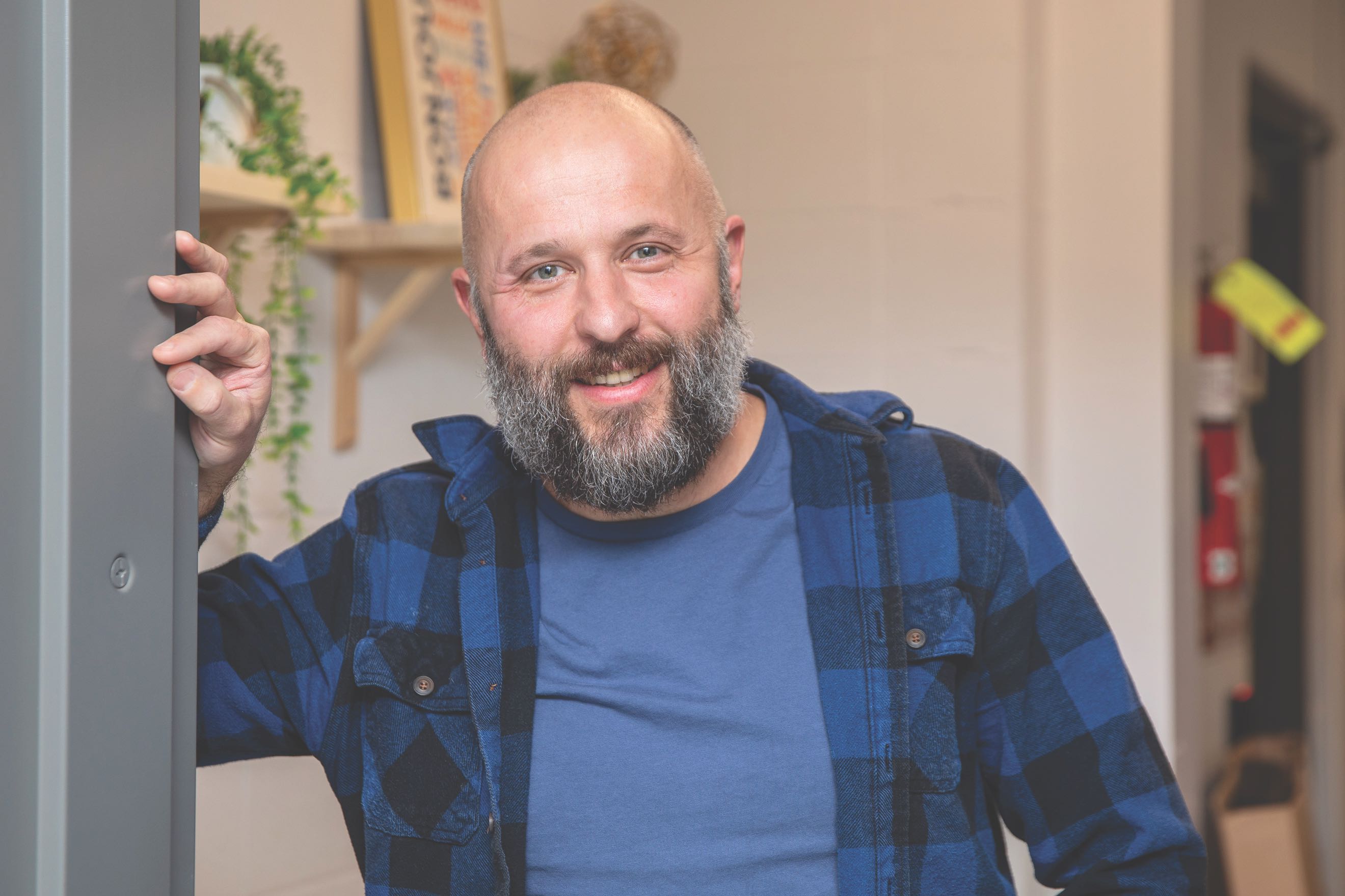 Alexandre Ambec est éducateur en jeune enfance.