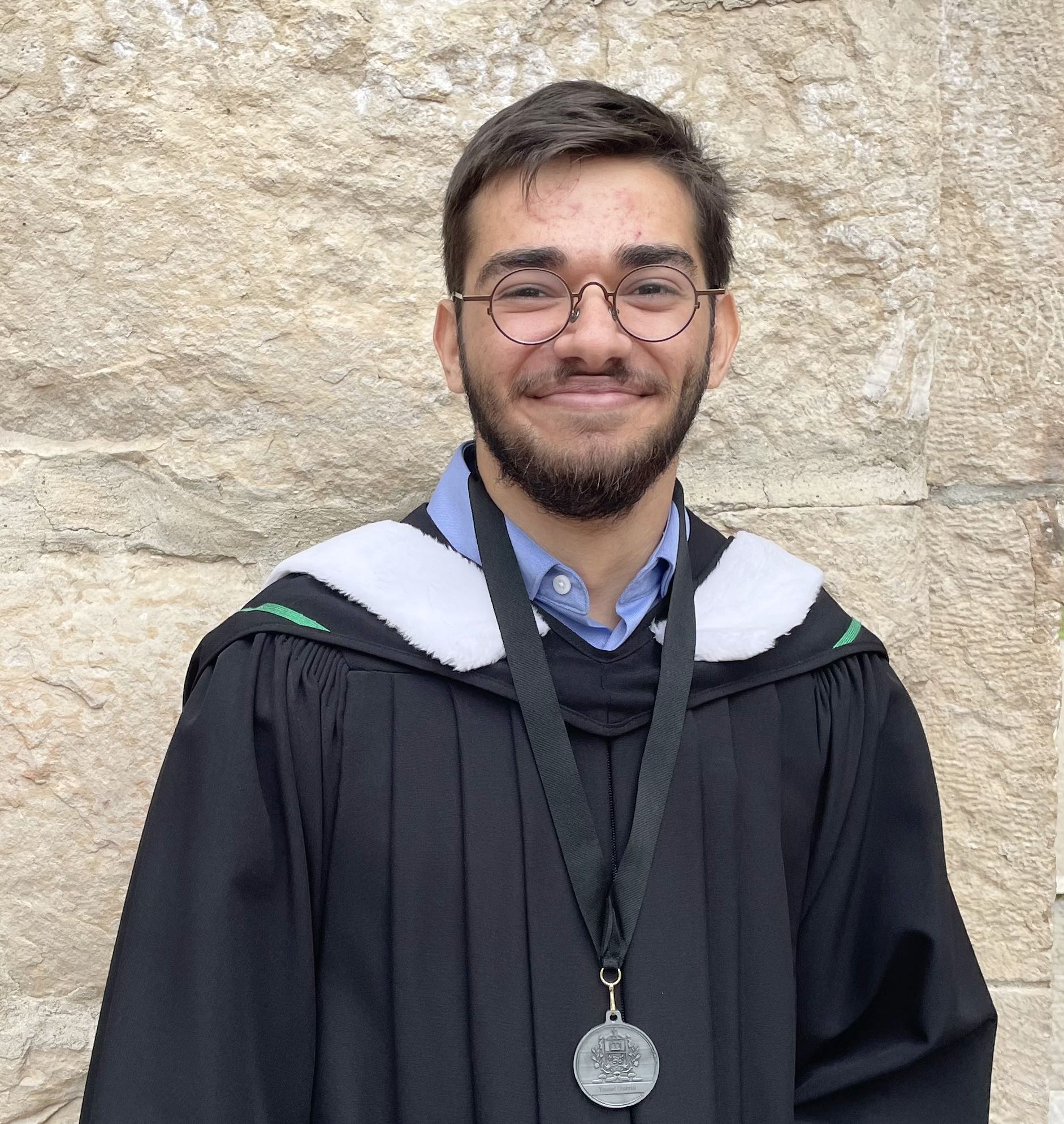 Youssef Ghobrial a reçu la médaille d’excellence en sciences.