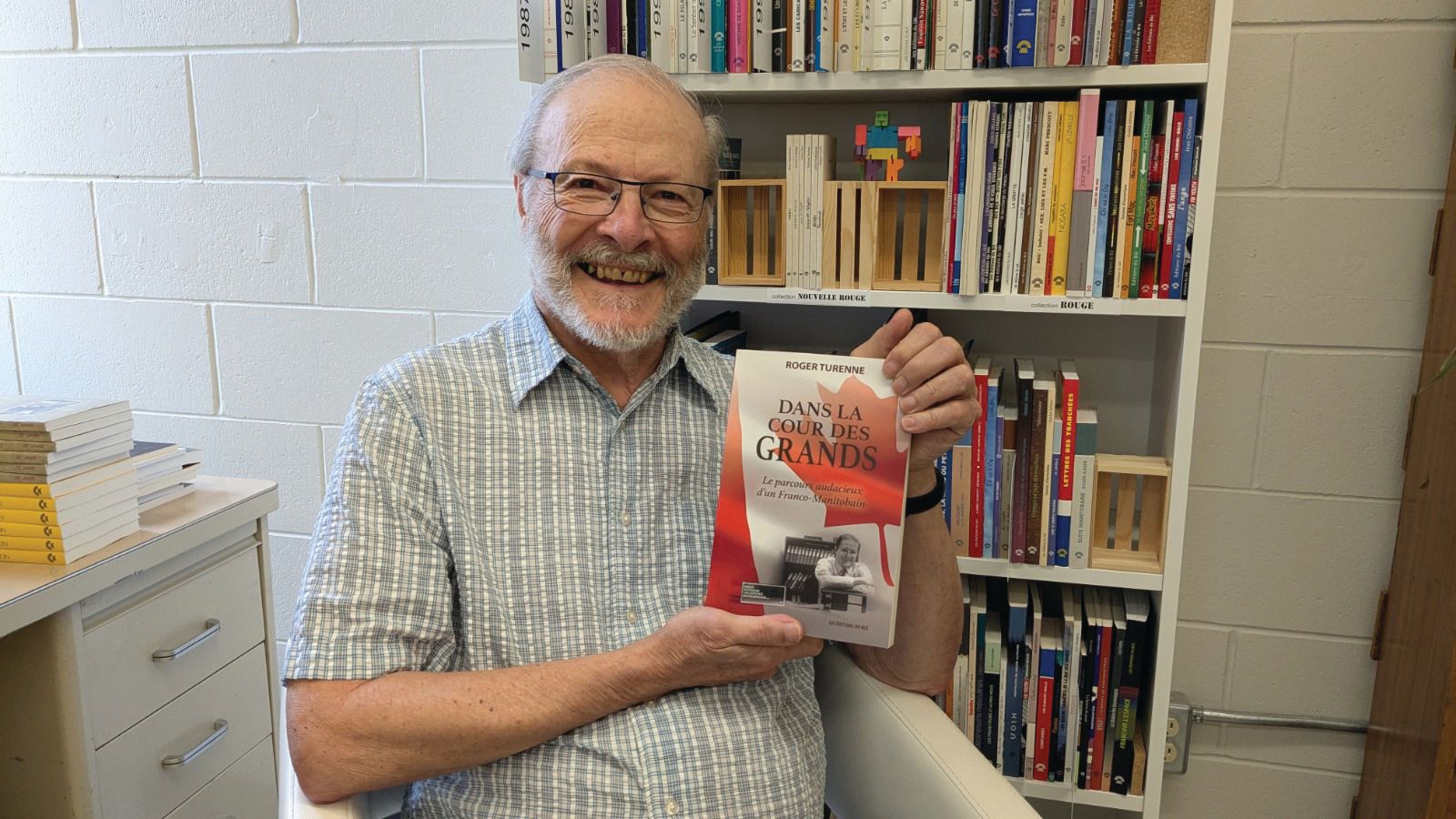 Roger Turenne sort son nouveau livre, Dans la cour des grands/Bit Player on Big Stages (Photo: Gracieuseté)