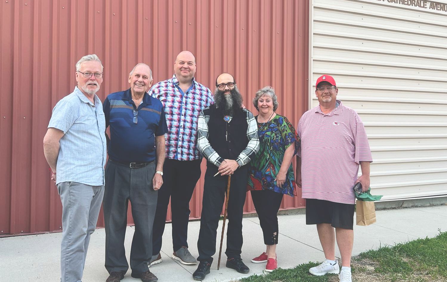 Le CA des Amis du Musée de Saint-Boniface en date de l’AGA du 26 mai. De gauche à droite : Joseph Constant, Jean-Paul Gobeil, Nicholas Douklias, Serge Gautron, Suzanne Ross et Serge Balcaen (absent de la photo Sébastien Roldan).
