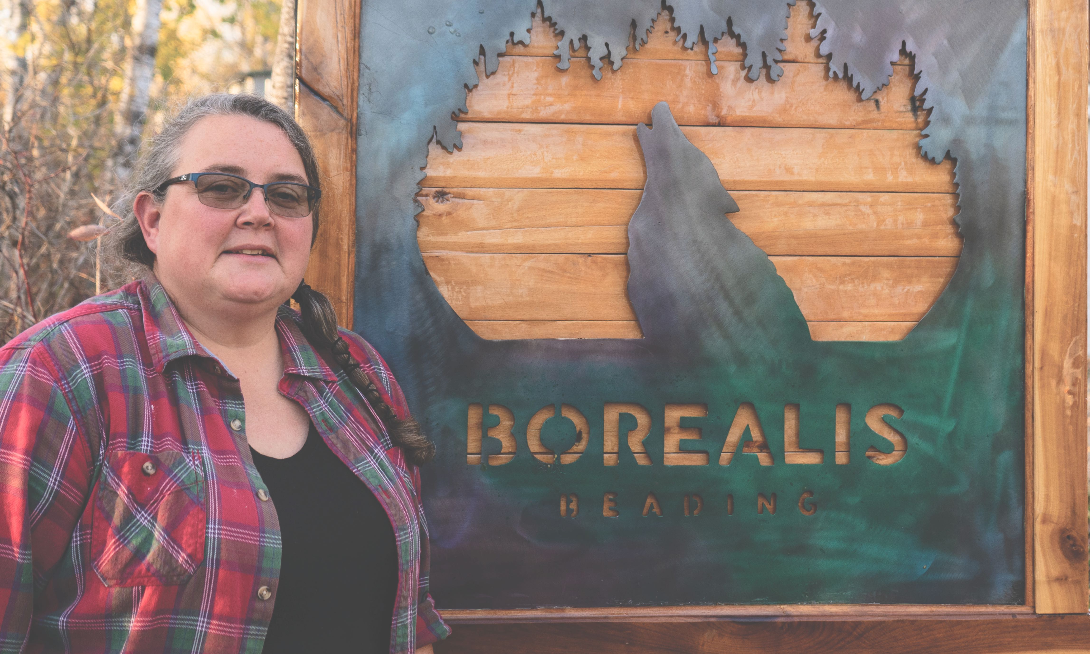 Mélanie Gamache est la propriétaire et fondatrice de Borealis Beading.