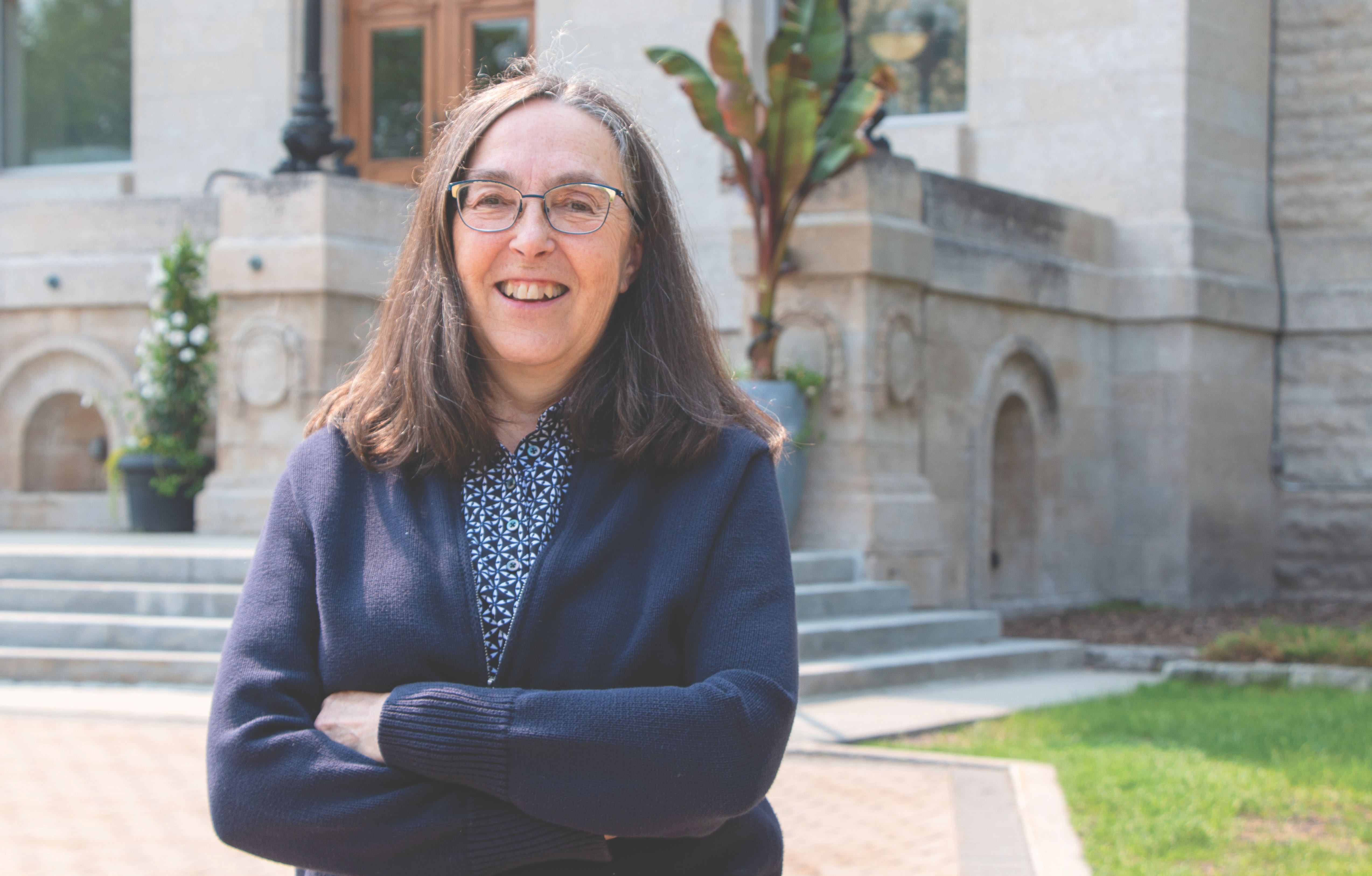 Carmen Roberge est directrice de l’École de traduction à l’Université de Saint-Boniface.