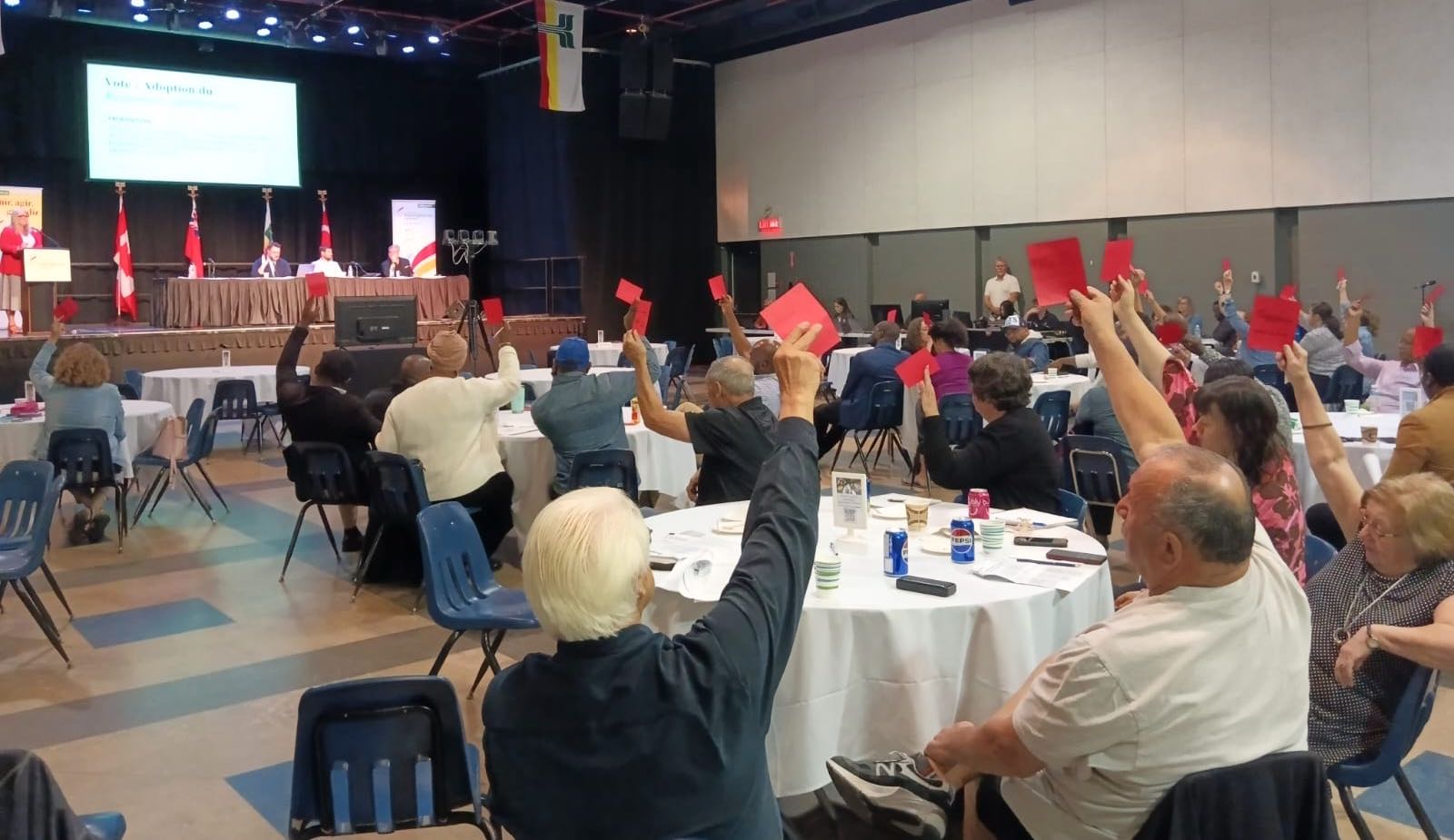 Les membres de la SFM ont voté pour de nouveaux règlements administratifs.