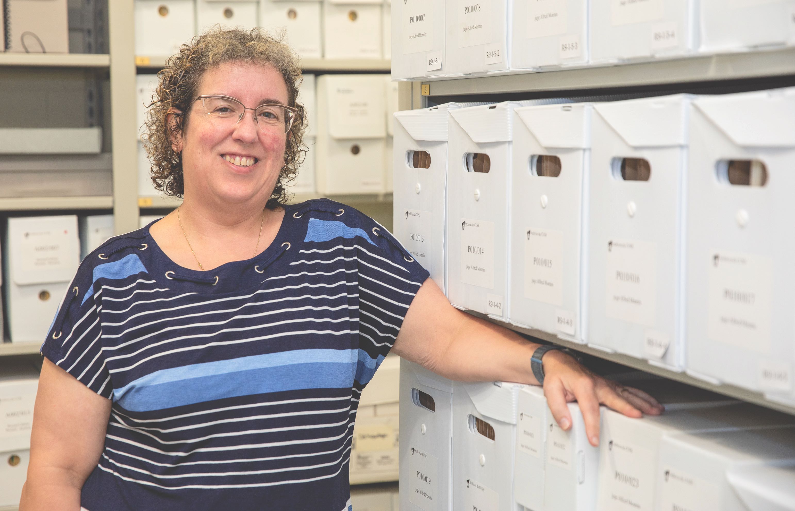 Carole Pelchat, archiviste à l’Université de Saint-Boniface depuis 1999.