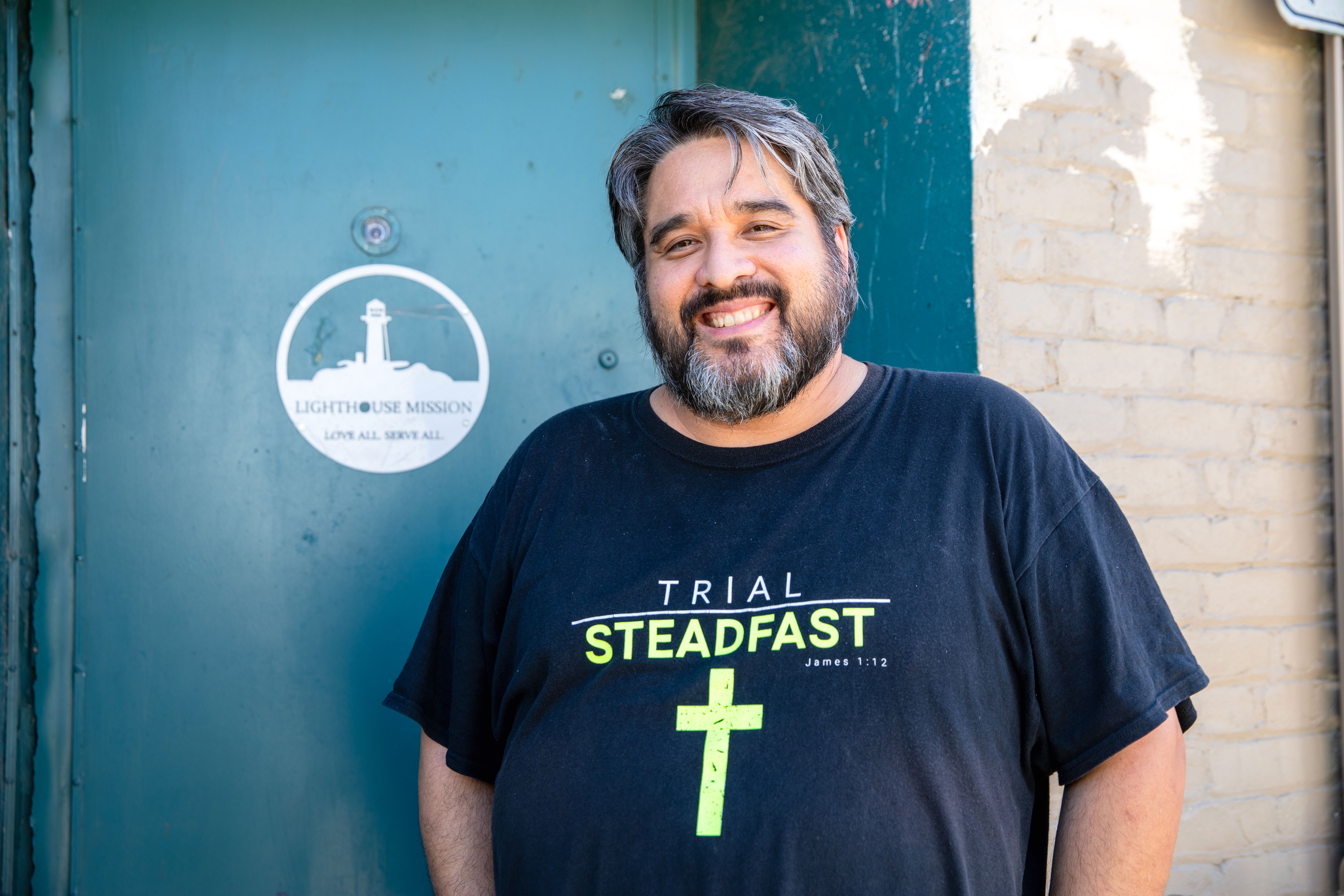 Jason Snadden s’est sorti de sa dépendance et travaille aujourd’hui à Lighthouse Mission.