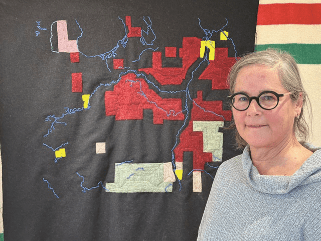 L’exposition Cartographie de mémoire de Lilian Bonin est présentée à la Maison des artistes visuels francophones jusqu’au 22 novembre 2025.