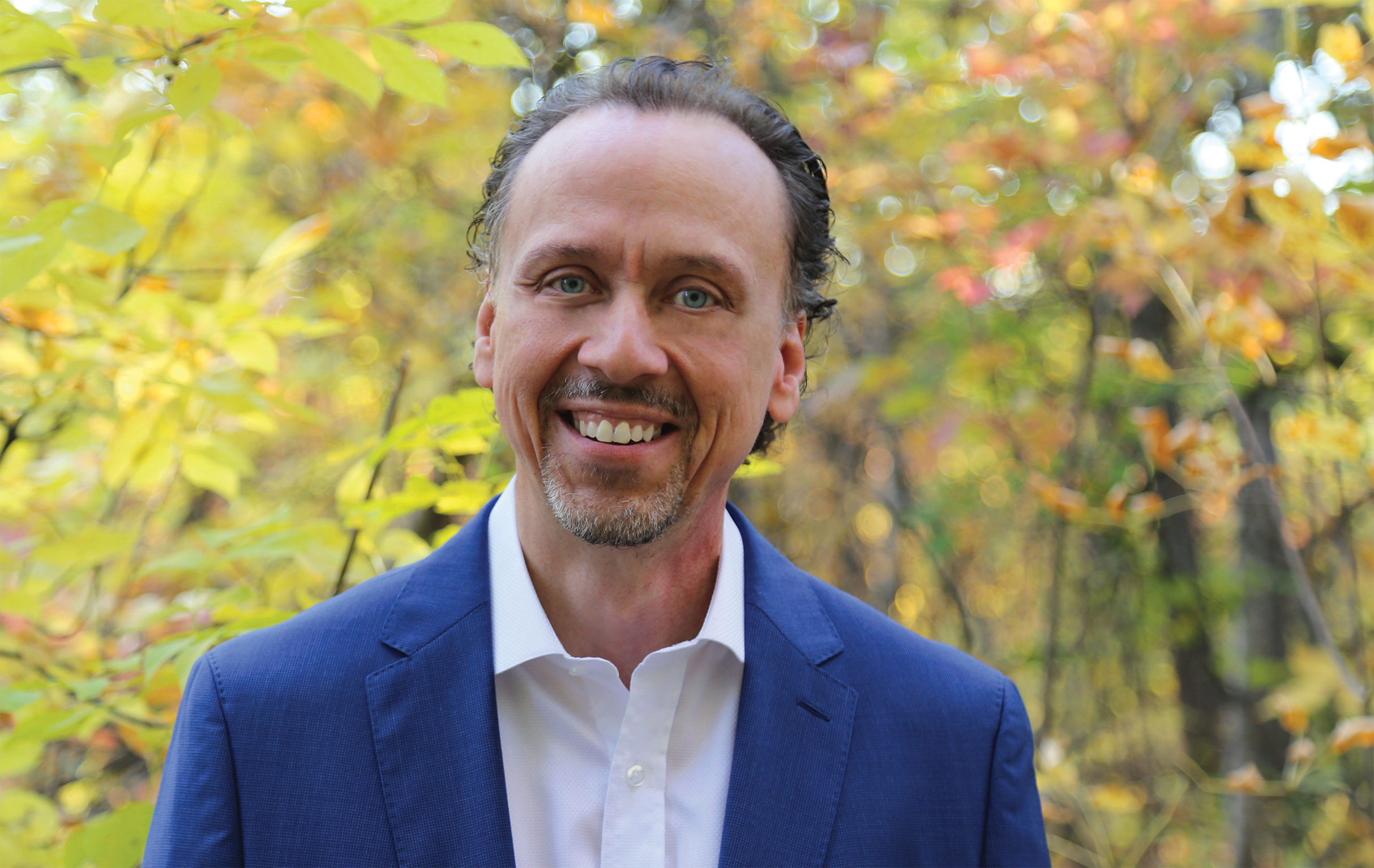 Ron Cadez, directeur général adjoint en soutien des services pédagogiques, des services aux élèves et des services cliniques à la Division scolaire Louis-Riel. 