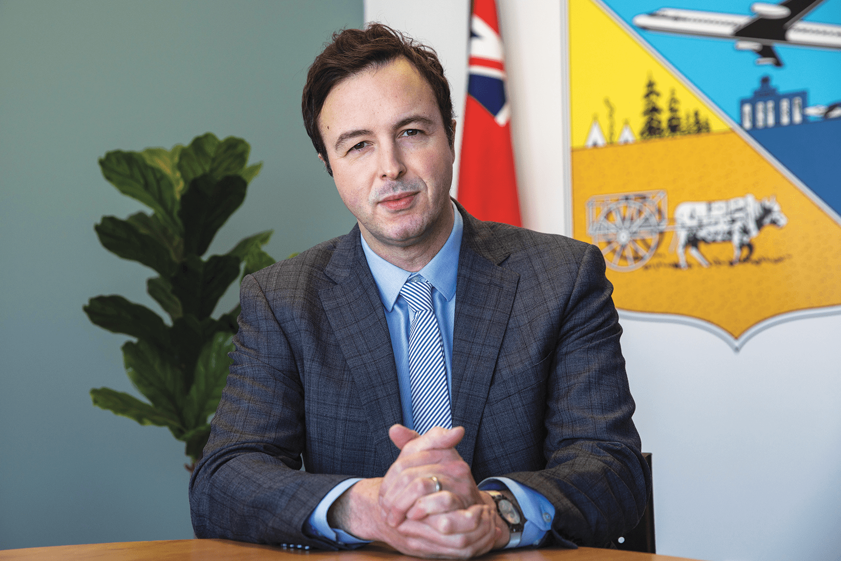 Le ministre des Finances du Manitoba, Adrien Sala.