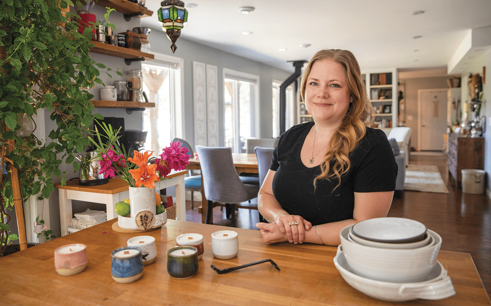 Myriam Boulet, artiste spécialisée en poterie et gérante de Rue des Moulins.