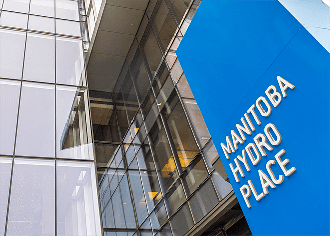 Par mesure de précaution, Hydro-Manitoba prévoit remplacer les autres travées de la ligne électrique qui traverse la rivière et dessert Cross Lake et qui présentent des dommages causés par des armes à feu.