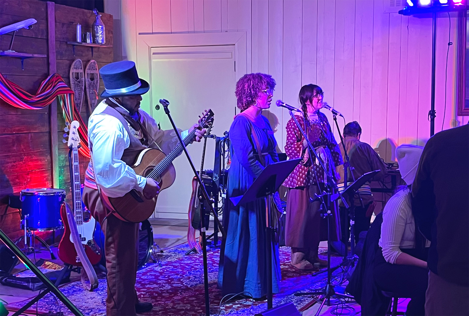 Les Brown ont participé à mettre l'ambiance dans la Maison du Bourgeois.