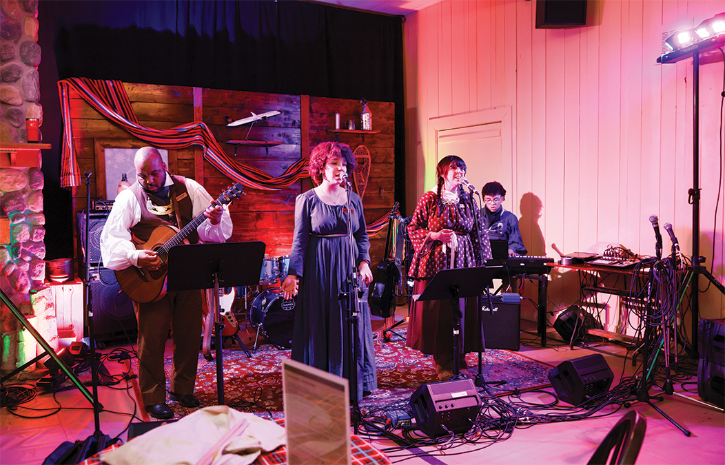 Les Brown ont participé à mettre l'ambiance dans la Maison du Bourgeois.