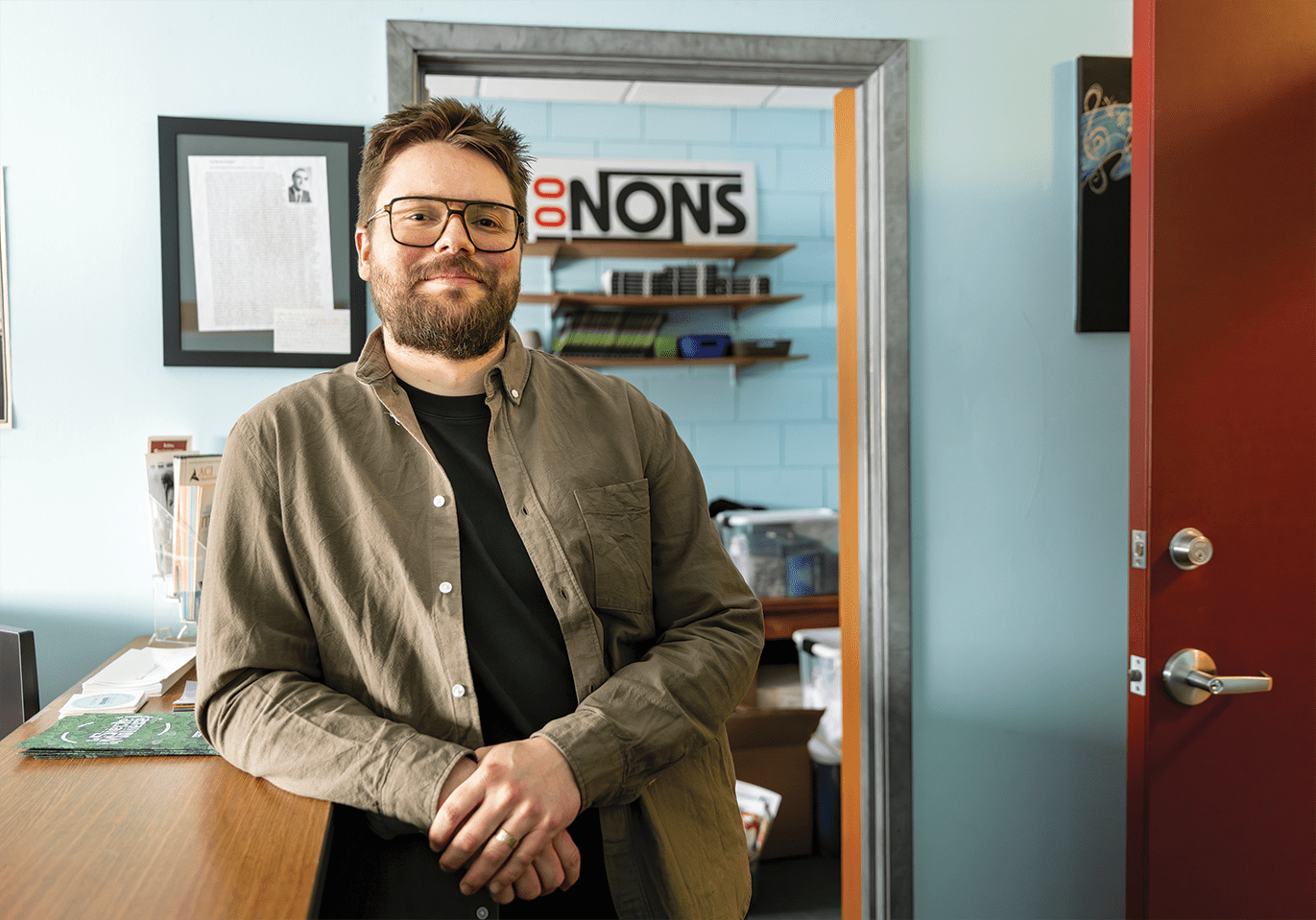 Jean-Luc Loiselle, agent de service aux membres et aux communications au sein du 100 NONS.