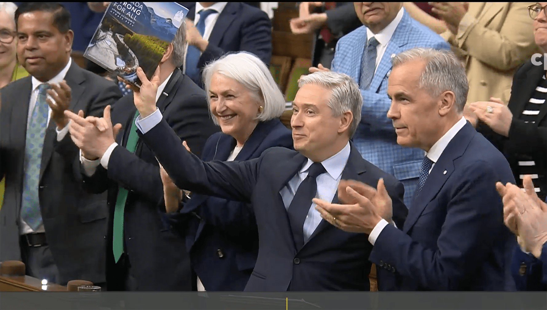 François-Philippe Champagne, ministre des Finances du Canada, présentant la Mise à jour économique du printemps.
