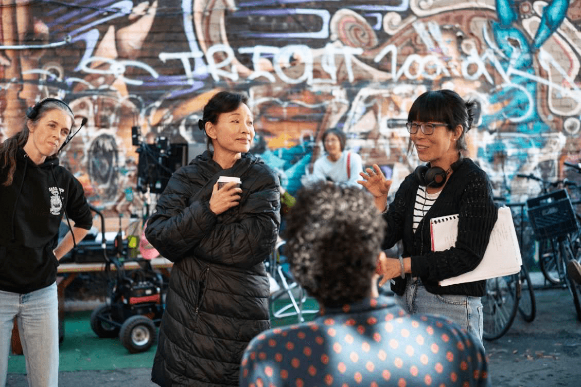 De gauche à droite : Marie Davignon, directrice de la photographie; Joan Chen, actrice du personnage de Feng Xia; Xiaodan He, réalisatrice du film.