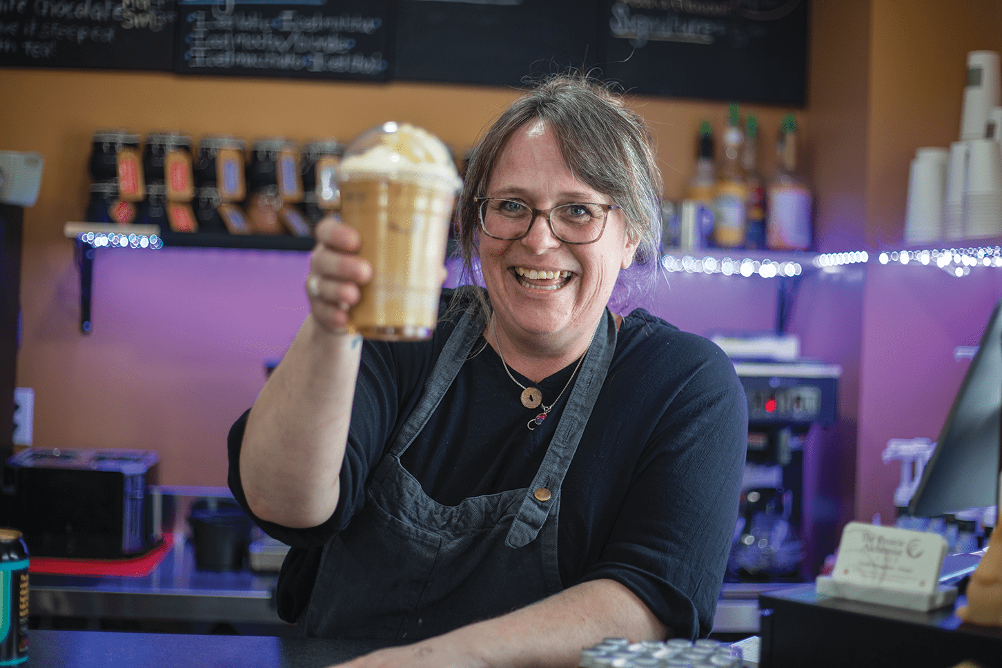 Cyndi Broughton ne dirige pas qu’un café : elle a créé un véritable lieu de vie.
