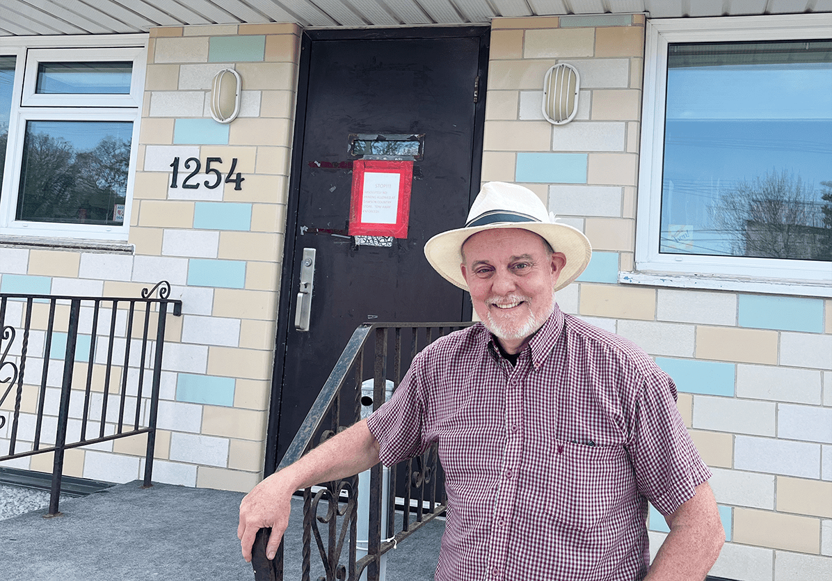 André LeGal contribue à faire du Centre des Blés d’or un véritable refuge de communauté et d’amitié.