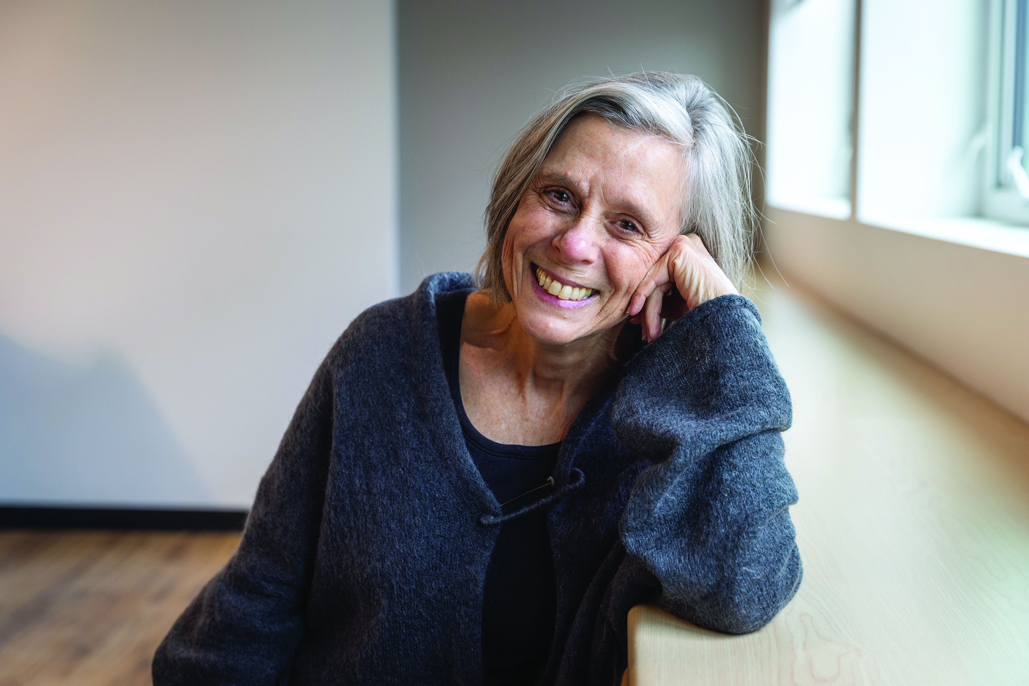 France Adams revient sur la création de Familles en transition, un balado qui a transformé son regard sur la parentalité et la transidentité. (Photo : Marta Guerrero)